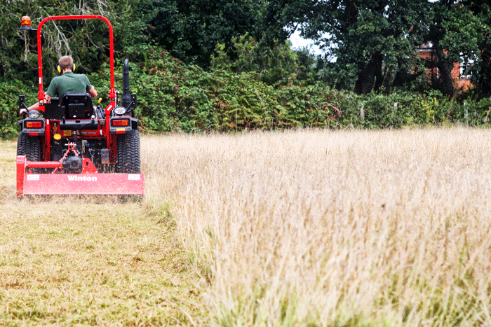 What’s Best For Long Grass – A Topper Or A Flail Mower?