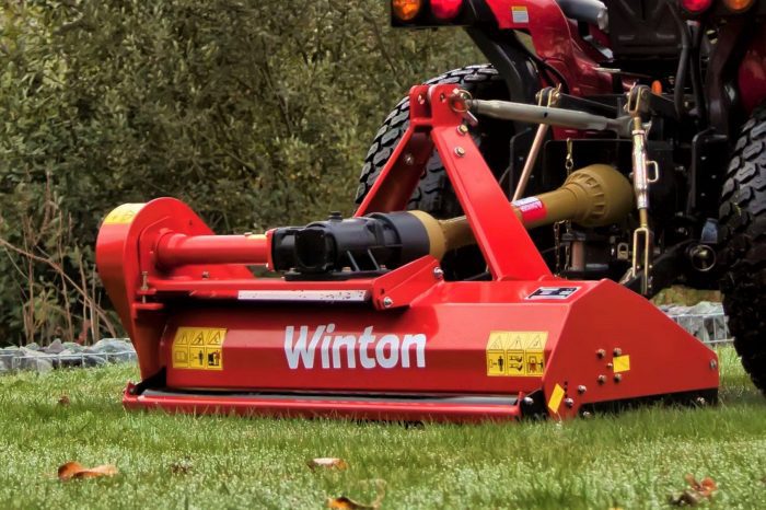 WCF105 Winton Compact Flail Mower Branson tractor